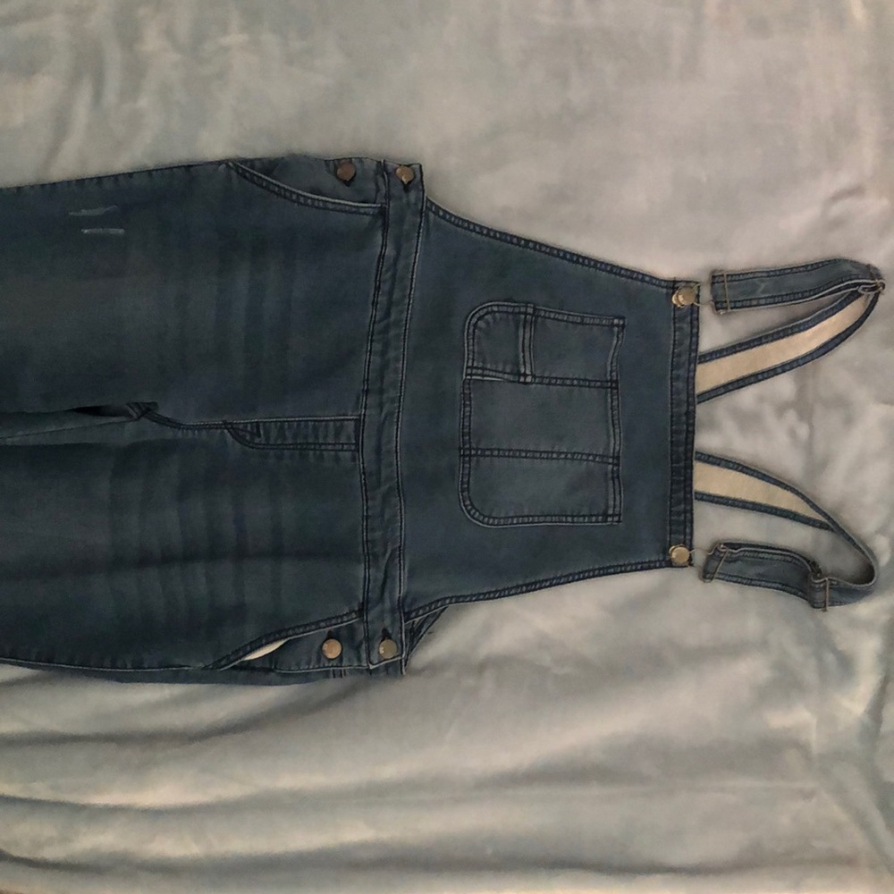 Overalls - Picture 2 of 6